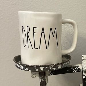 Rae Dunn mug ‘DREAM’